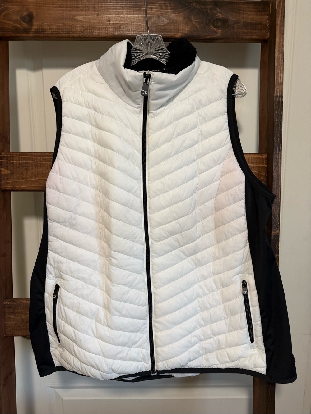 Calvin Klein Performance Puffer Vest